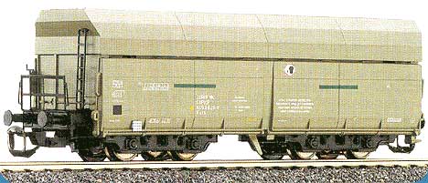 High capacity hopper car<br /><a href='images/pictures/Tillig/15206.jpg' target='_blank'>Full size image</a>